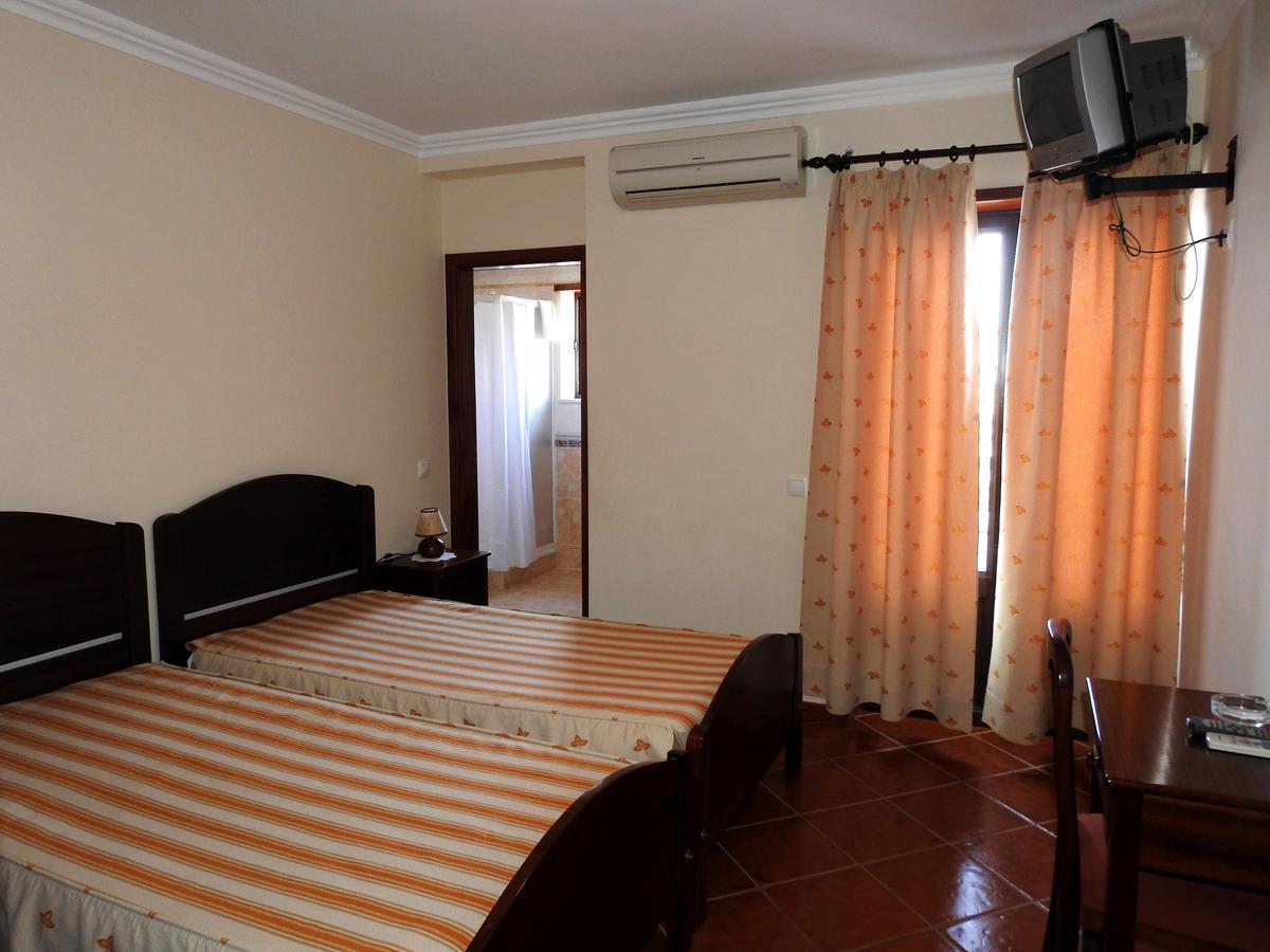 Aqui Jardim Hotel Reguengos de Monsaraz Værelse billede